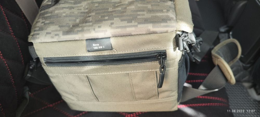 Продам сумку для фотокамеры