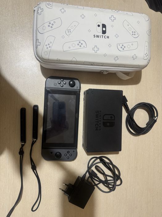 Nintendo Switch- 210 евро