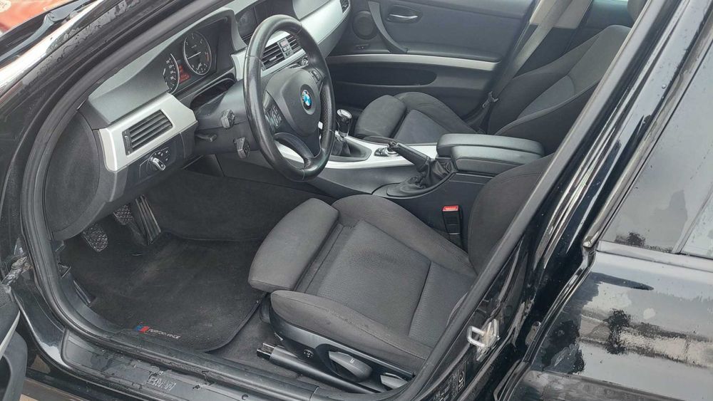 BMW 320d X-Drive an 2010 163cai Navi EURO 5 Carte SERVICE Xenon