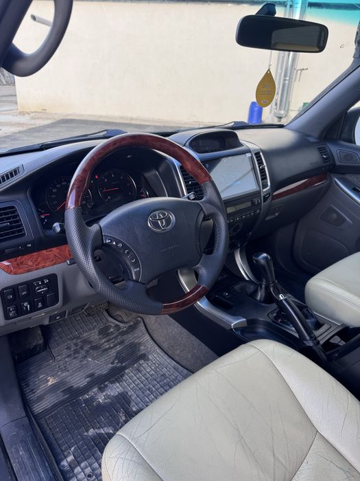 Toyota Land Cruiser 2008 J120 / J125 / automat / autoutilitar / 200k