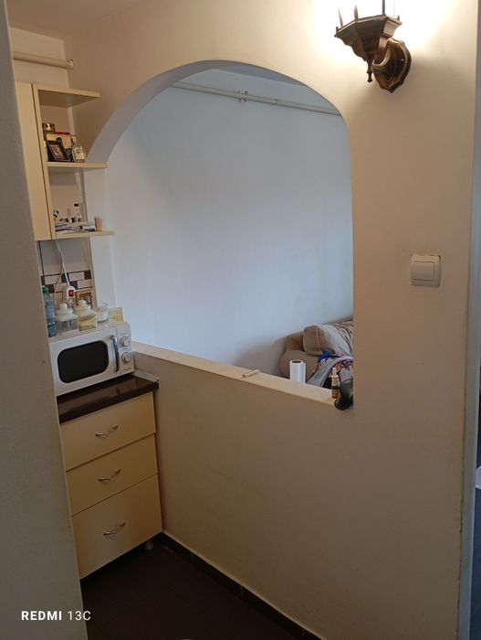 Vând apartament !!