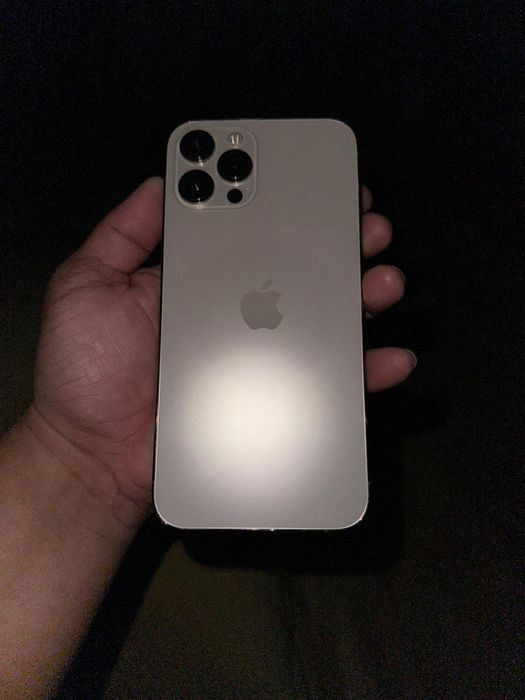 Продам Айфон 12 про мах 128 гб