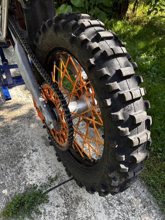 KTM 250 EXC-F (Model 2011) – Înmatriculată, acte în regulă, stare foarte bună