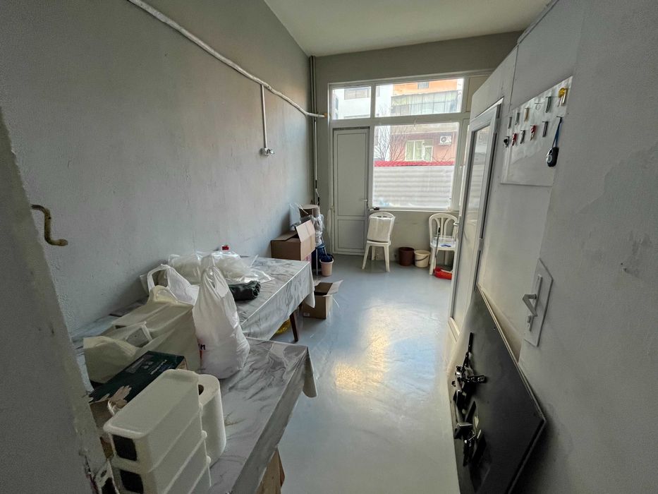 Продава се Магазин в Казанлък - 135 кв.м за 1398 €/кв.м - Снимка #6