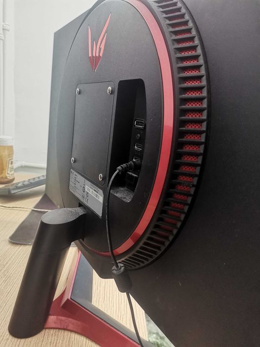 Монитор 27" LG 28GN800 (за части) 144HZ