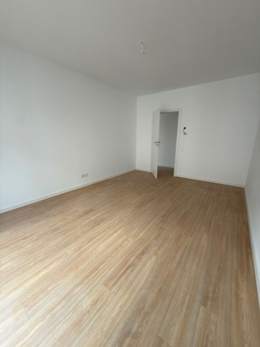 Vand apartament nou Scala Cetate finisat + parcare