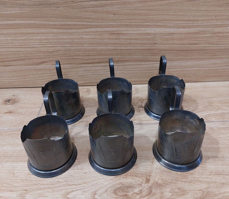 Руски мелхиорени подстакани