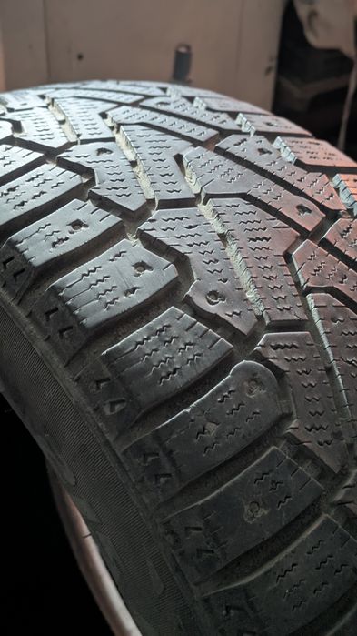 Зимняя резина Pirelli Ice Zero 215/60/16