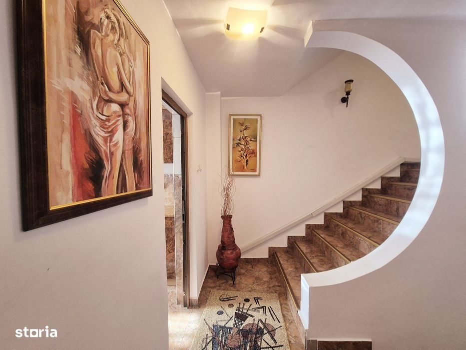 Apartament duplex cu 3 camere, etaj 1, zona centrala