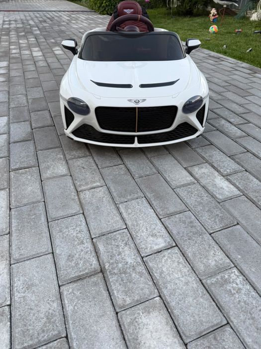 Продам детский электромобиль Bentley