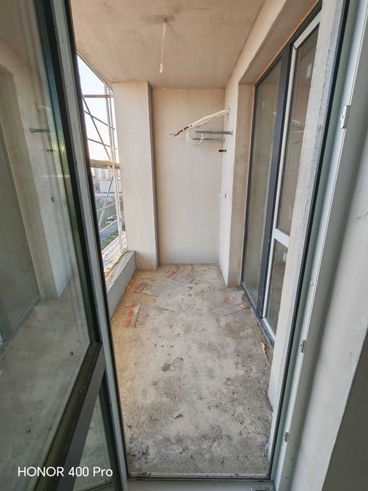 Двустаен апартамент 74кв в Азимут 1