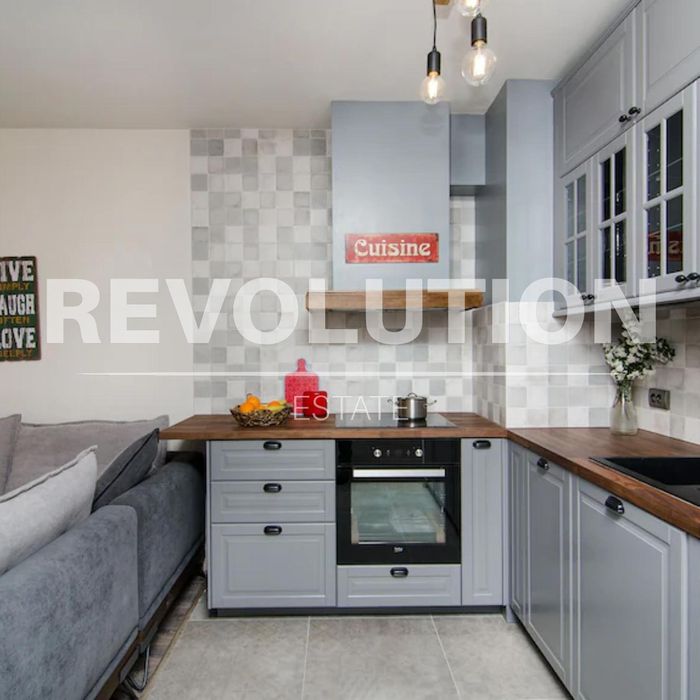 Дава се под наем Двустаен апартамент в Варна, Бриз - 84 кв.м за 650 € - Снимка #3