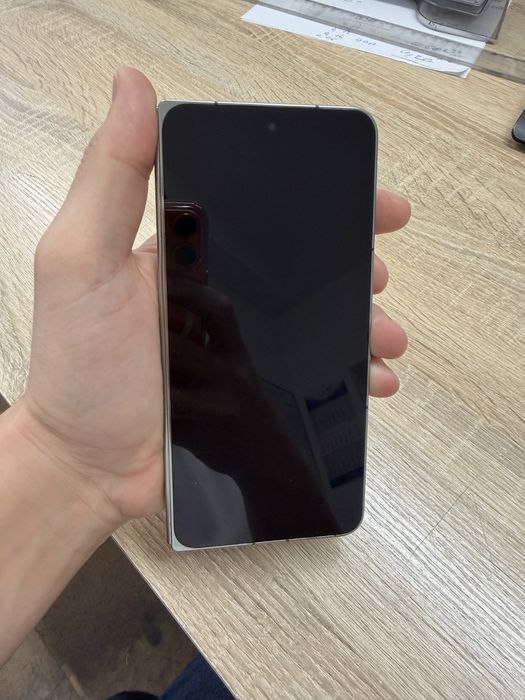 One Plus Open 512Gb Esmerald Duck