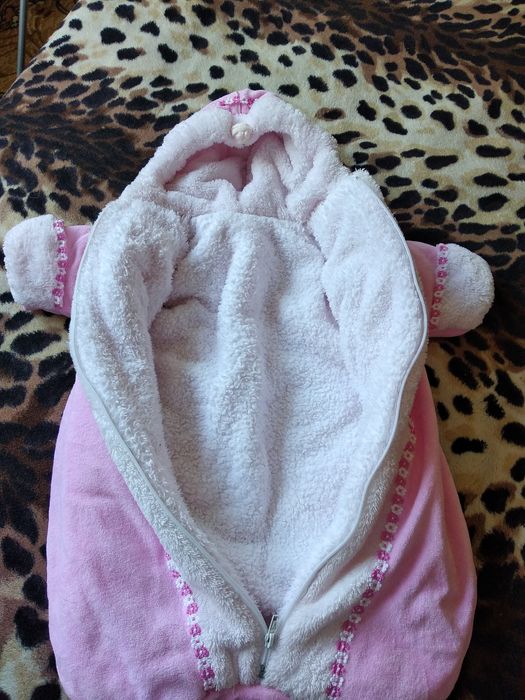 Теплый конверт для девочки