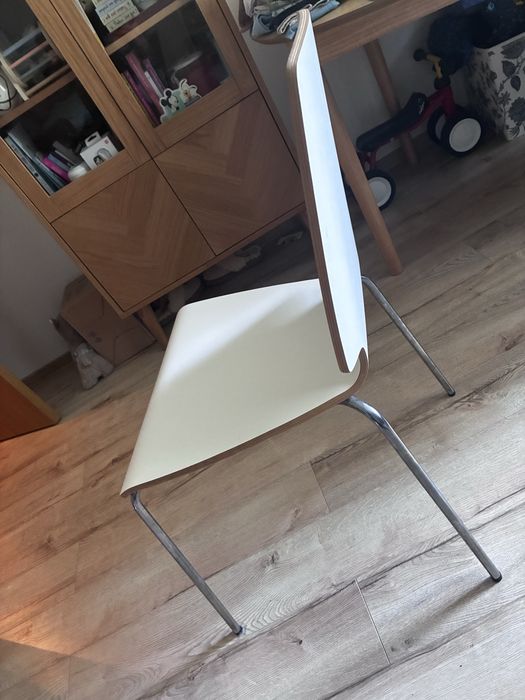 4 scaune IKEA VILMAR – albe, în stare bună