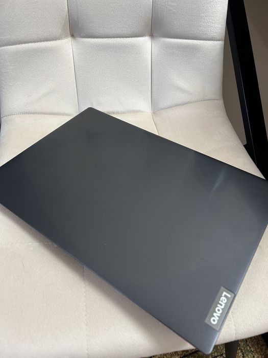 Продается ноутбук Lenovo IdeaPad S145