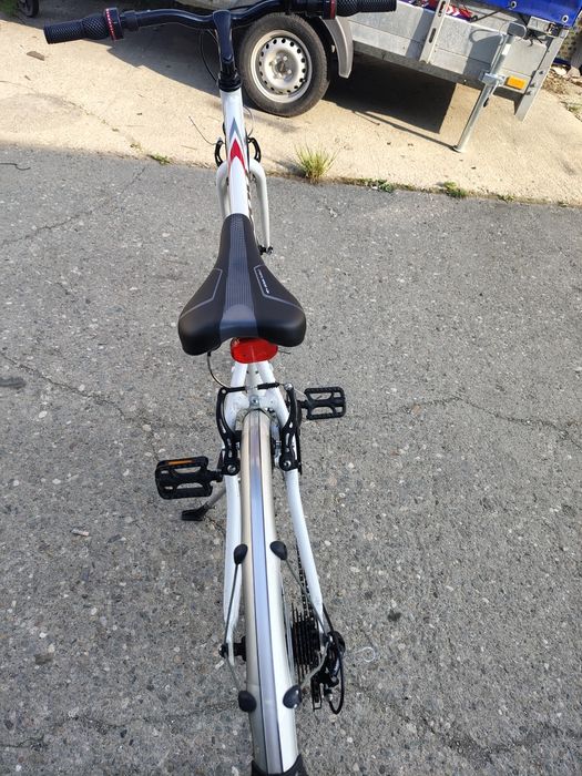 Bicicleta Cursiera Apollo Envoy roti700x28c cadru aluminiu.