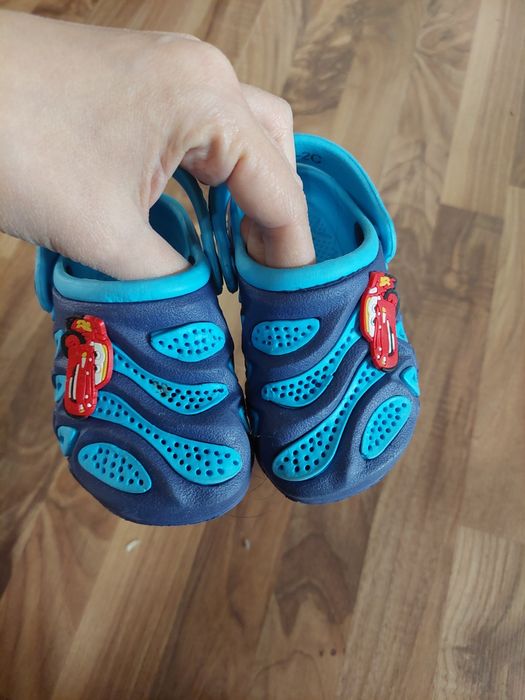 Резиновые тапочки детские