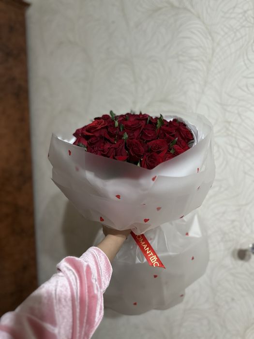 Красные розы 51 штук