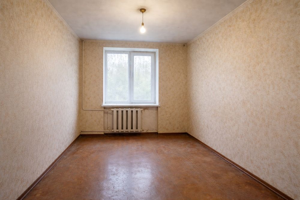 Срочно продаётся комната в бывшем общежитии