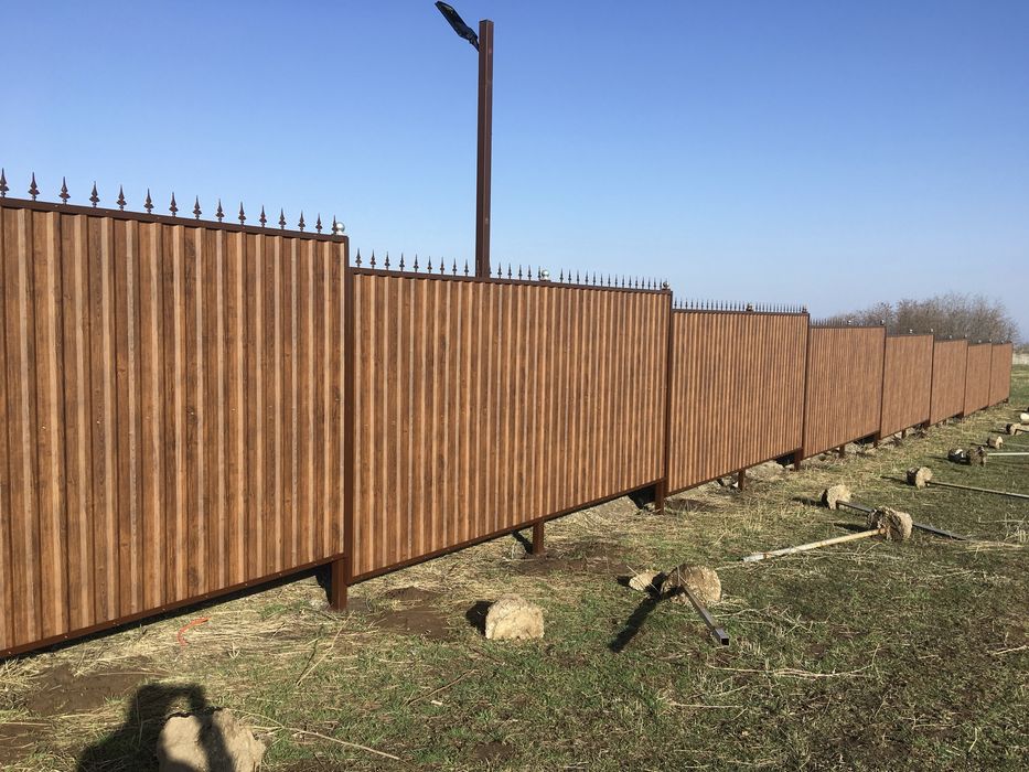 Заборы .ворота .монтаж