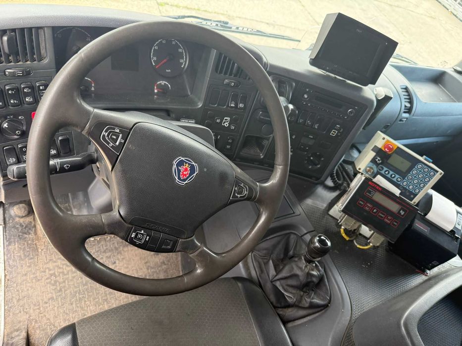 Scania P280PD 6x2 - masina de gunoi