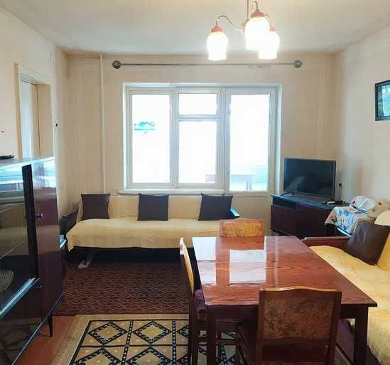 Продаю 2х комн 4 эт 5 ти эт улица  А. Фитрат 11 роддом   2х6  лоджия