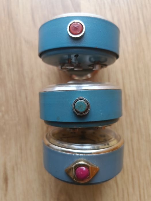 Различни будилници Слава