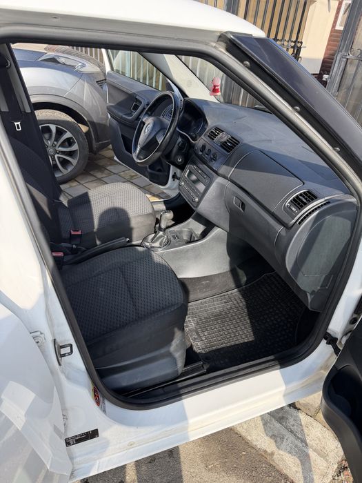 Skoda fabia 2011 1.6 diesel 90 cai