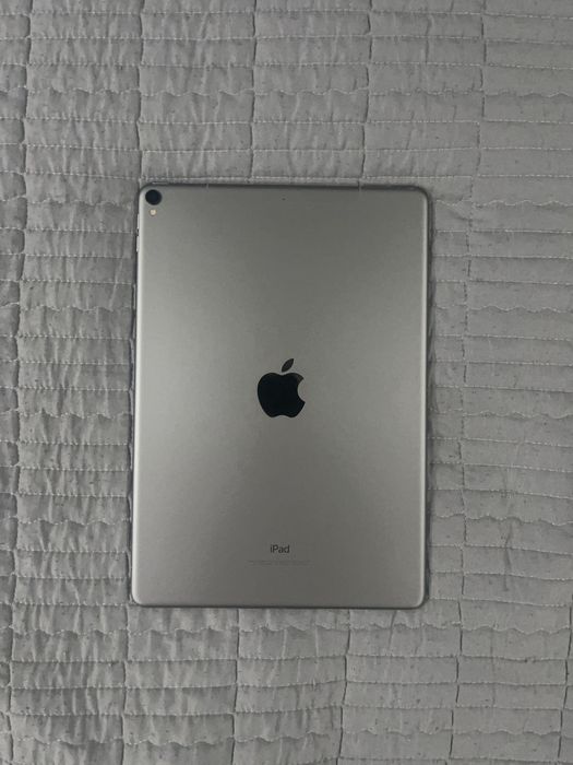 Ipad Pro 120hz + Cellular + Клавиатура