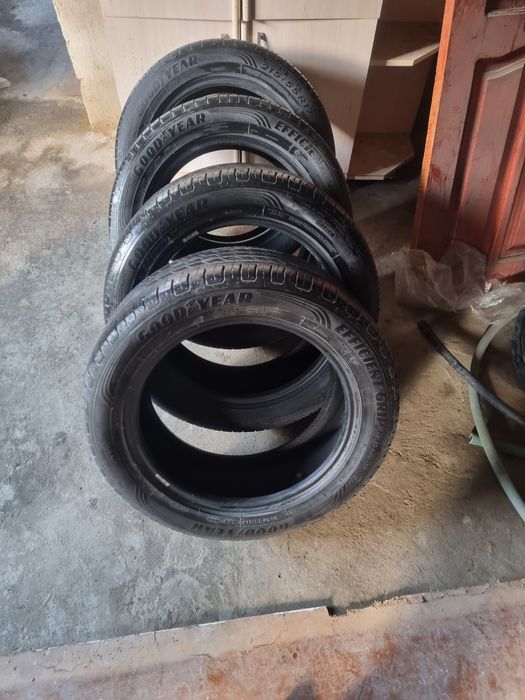 Шины R17 ,4 штук летние