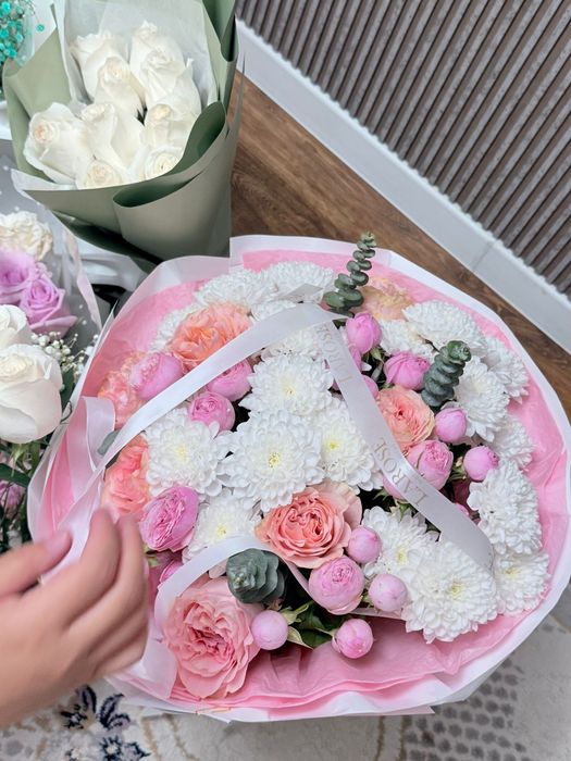 Цветы Розы свежие