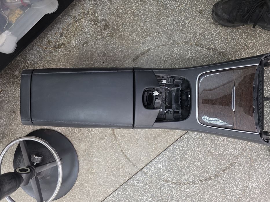 Mercedes w222 s класа подлакътник
