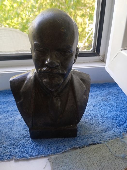 Бюсты ленина 2 штуки