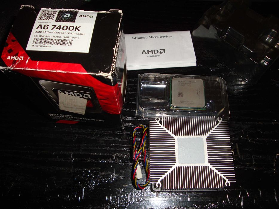 Procesor AMD A6 7400k 3.9Ghz APU socket FM2+ 2CPU 4GPU + cooler nou