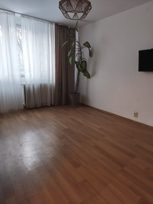 Vânzare Apartament 3 Camere ,Valea Călugărească Nr 4
