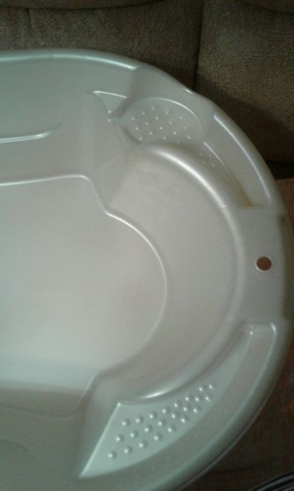 Продам ванну для купания малышей