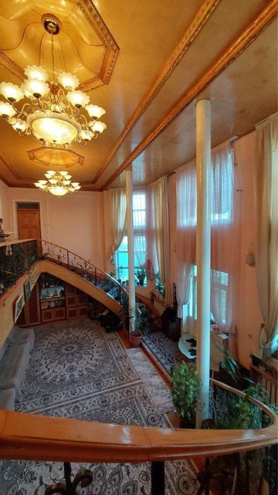 На продаже 2-х этажный дом Сергели, улица Лутфикор