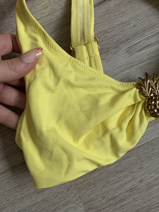 Жълт бански с висока талия от 2 части