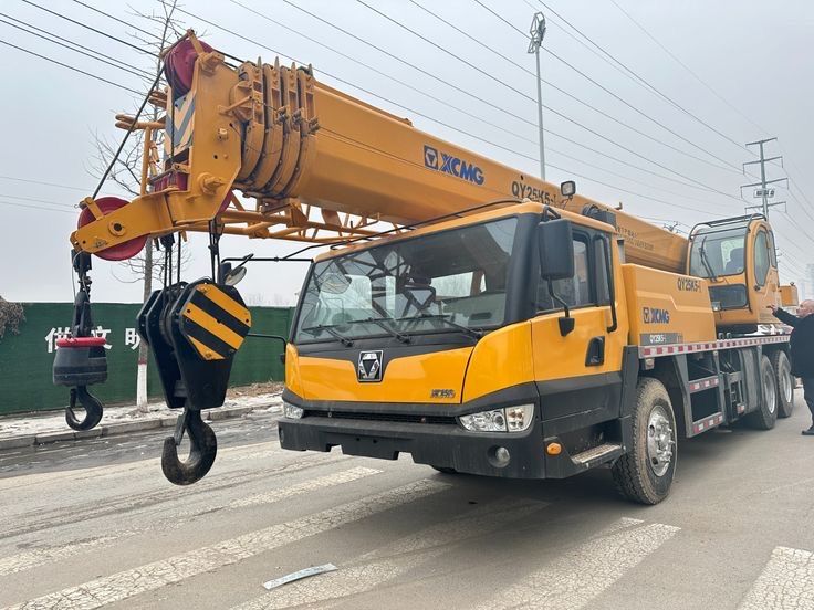 Аренда автокрана 25 тн Китайский 2023 выезд срочно