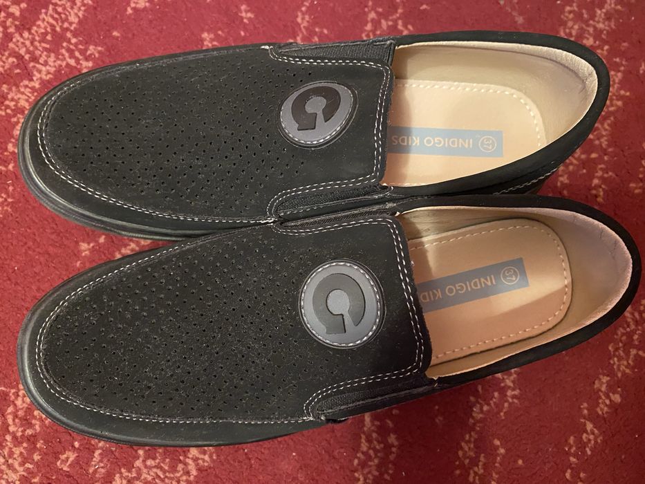 37 размер. Продам туфли на мальчика.