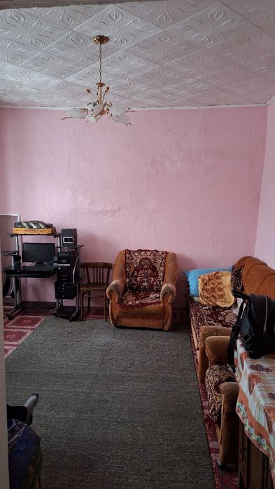 Продаётся 2 комнатная квартира