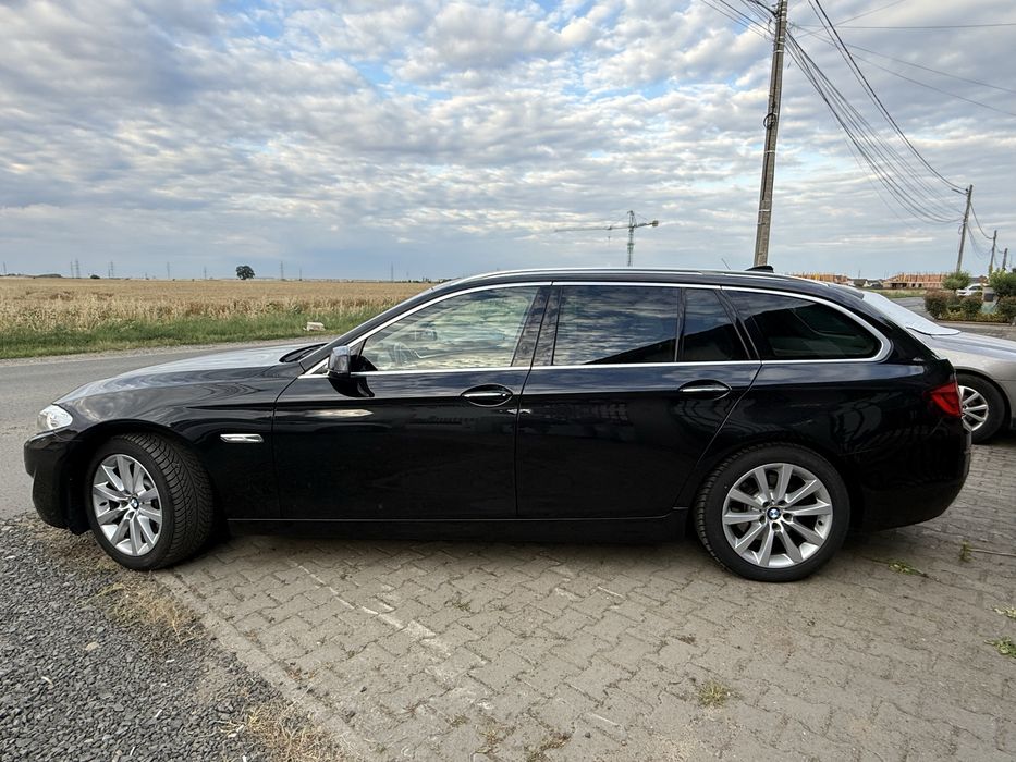 Bmw Seria 5  f11 euro 5  distronic ,panoramic