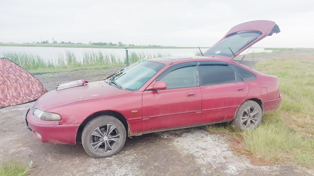 Продам мазда 626 кронос