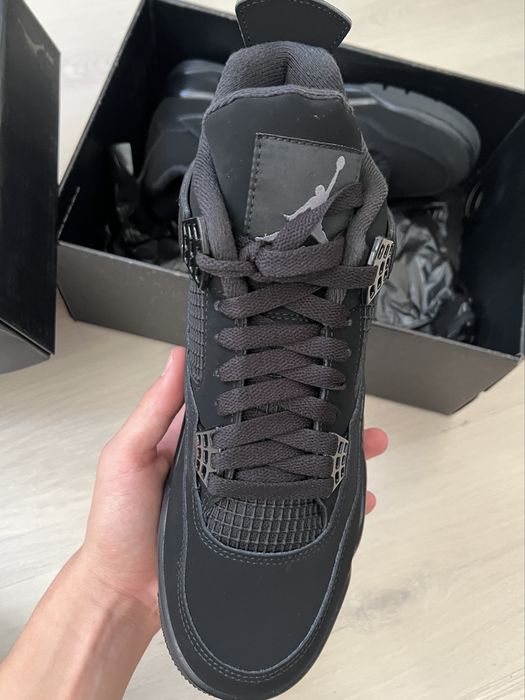 Jordan 4 Black Cat - 43