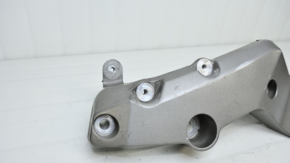 Honda CB1000R SC60 2008 2017 Suport scartia pedala dreapta