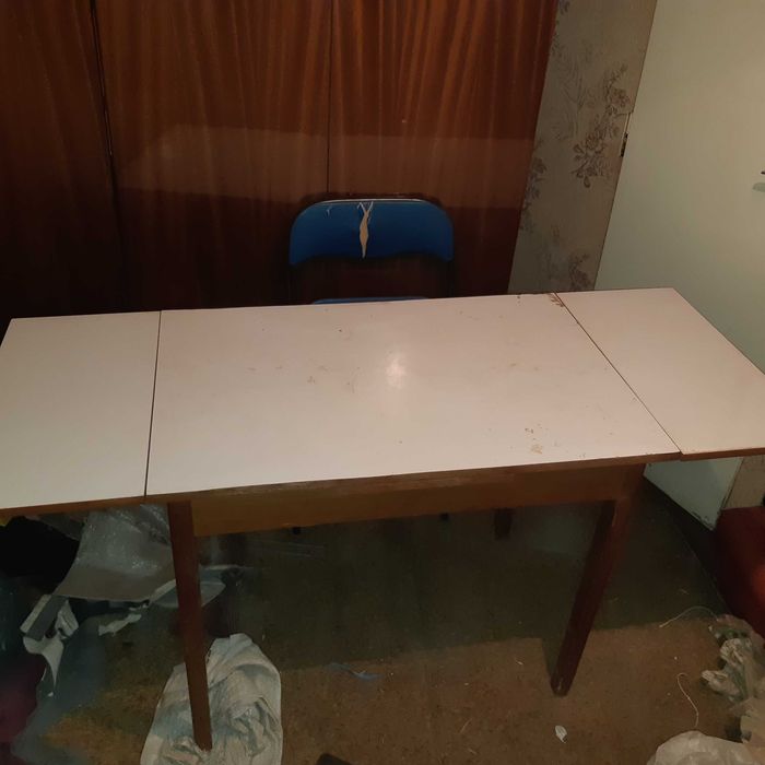 Дървени разтегателни маси