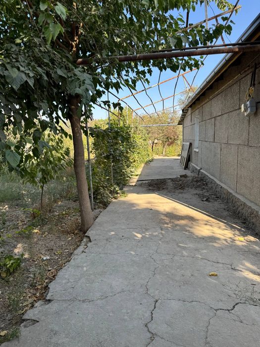 Oxangaron . Galaquduq 25 sotix yer