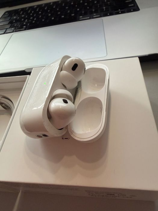 Apple AirPods Pro 2 - cu serial number pe factura - Mediagalaxy