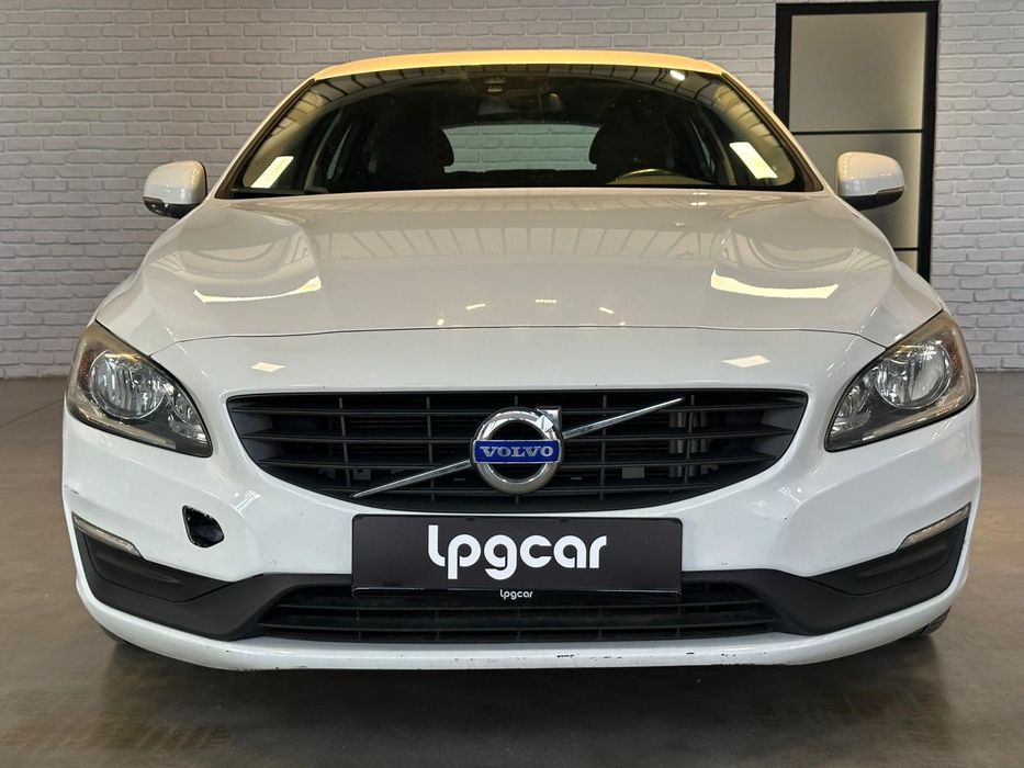 Volvo V60 Volvo V60 D2
